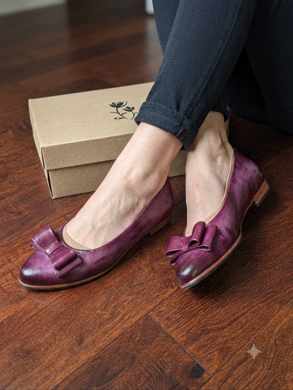 NIB Two Pretty Handcrafted Leather Bow Ballet Flats